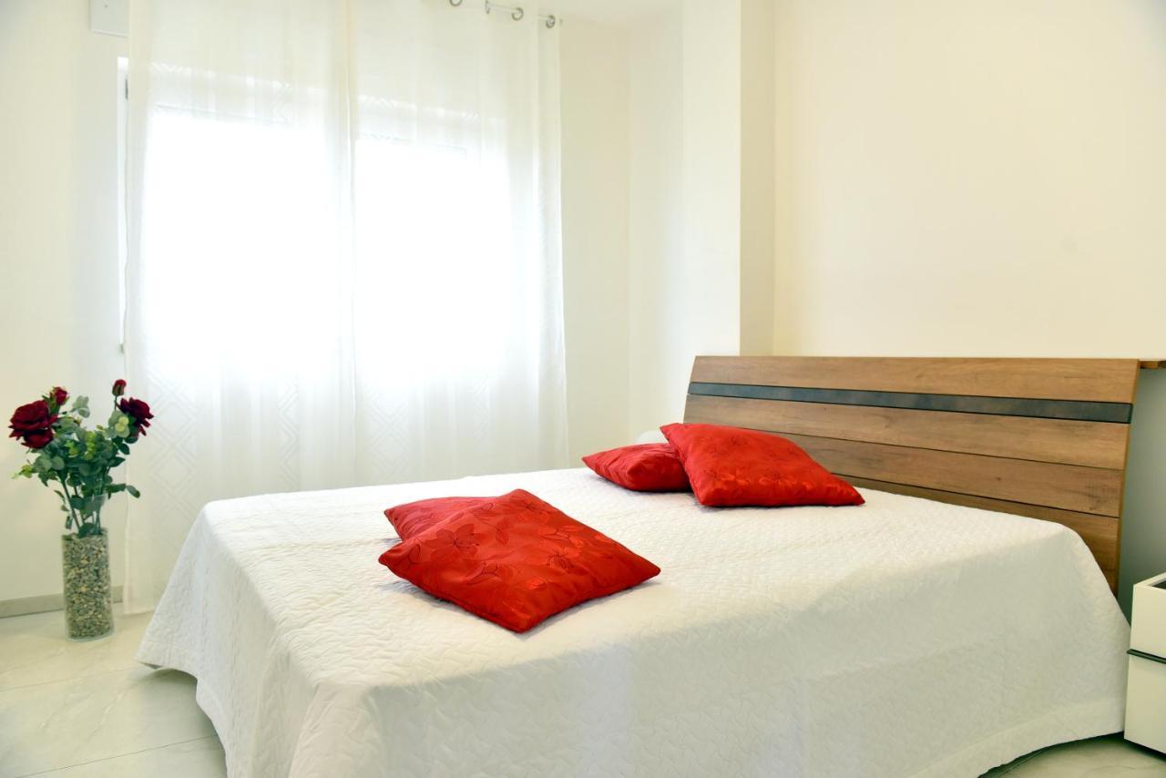 Il Tramonto Apartment - Villaggio Di Mary Locorotondo Dış mekan fotoğraf
